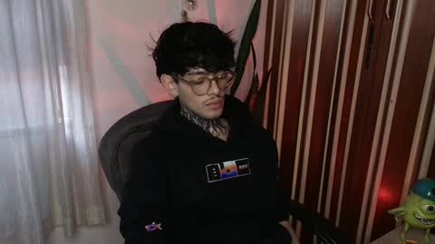 Bastiel online show from December 2025 09:00:01 PM