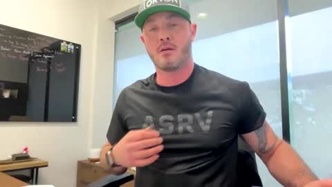 batman25326 online show from February 2025 07:13:01 PM