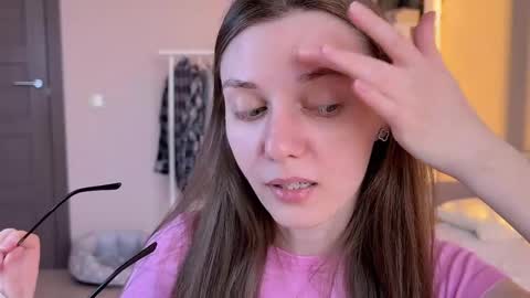 Snapshot of bb_lourels_ chatting on May 2026 05:31:02 PM Lourel I will be here on and online show from May 2026 05:31:02 PM