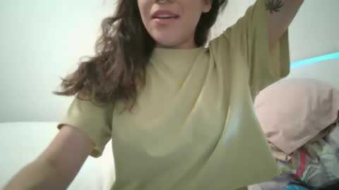 bbbaby03 online show from October 2025 12:00:01 AM