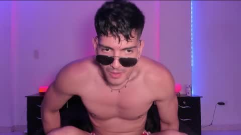 Valentino online show from January 2025 09:11:02 PM