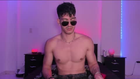 Valentino online show from January 2025 09:19:01 PM