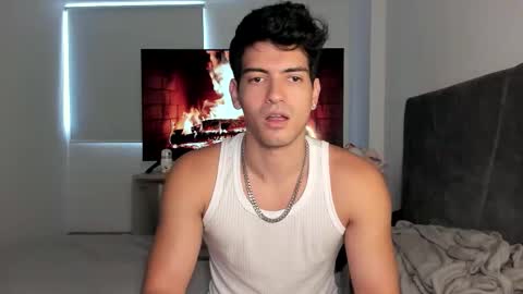 Valentino online show from October 2025 10:10:01 PM