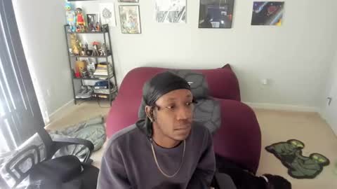 Snapshot of bbc_elrey chatting on December 2024 08:02:01 PM Racks online show from December 2024 08:02:01 PM