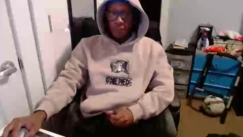 Snapshot of bbc_elrey chatting on March 2026 11:30:02 PM Racks online show from March 2026 11:30:02 PM