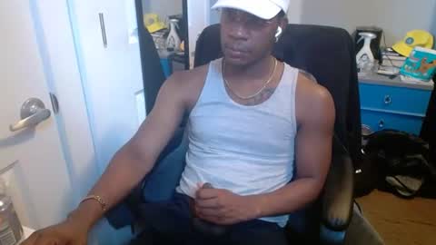 Snapshot of bbc_elrey chatting on June 2026 06:45:01 PM Racks online show from June 2026 06:45:01 PM