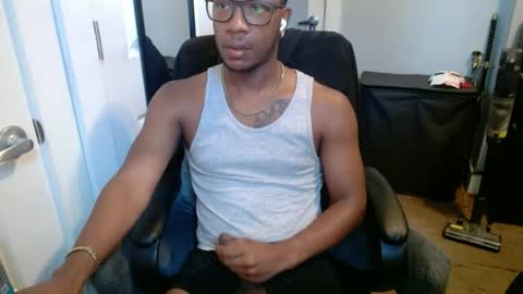 Snapshot of bbc_elrey chatting on July 2026 07:45:01 PM Racks online show from July 2026 07:45:01 PM