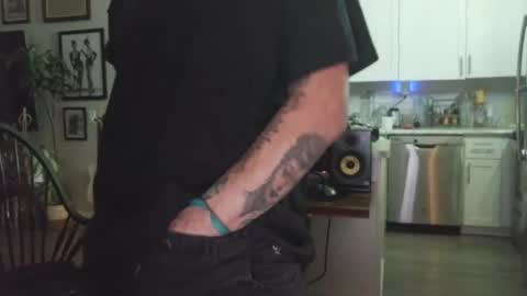 bbcdelux_ online show from April 2026 07:51:02 AM