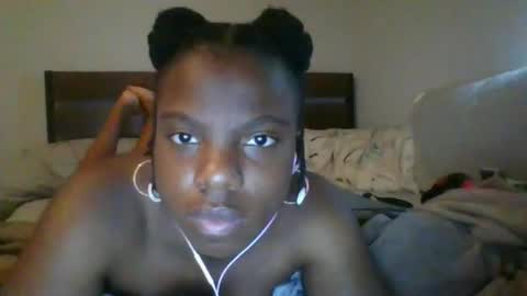 Snapshot of bbgirl0223 chatting on April 2026 10:43:01 PM bbgirl0223 online show from April 2026 10:43:01 PM