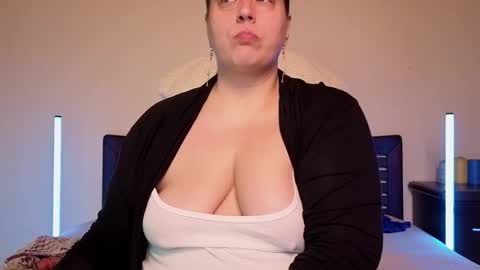 Snapshot of bbw_goddes chatting on December 2025 12:30:01 AM Love online show from December 2025 12:30:01 AM