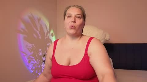 Snapshot of bbw_goddes chatting on June 2026 03:10:02 AM Love online show from June 2026 03:10:02 AM