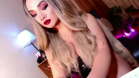 bby_lexielore69 online show from November 2025 12:00:01 AM