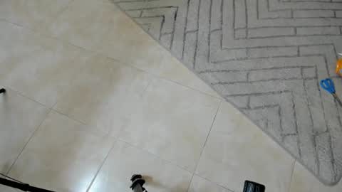 Meduza  online show from October 2025 01:09:02 PM