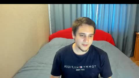 Snapshot of bear_beer130 chatting on July 2026 04:00:02 PM bear_beer130 online show from July 2026 04:00:02 PM