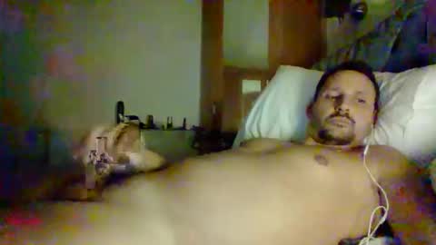 Snapshot of bearboudior chatting on December 2025 01:33:02 AM bearboudior online show from December 2025 01:33:02 AM