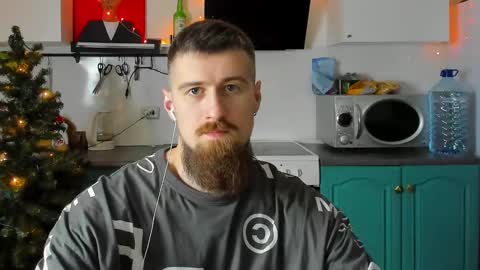 Zeus online show from December 2024 06:06:02 PM