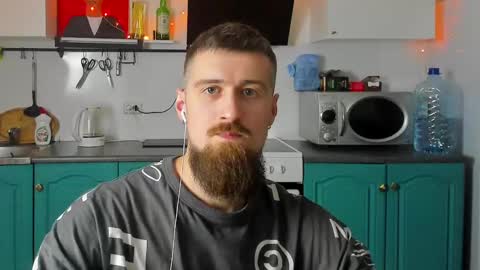 Zeus online show from December 2024 08:07:01 PM