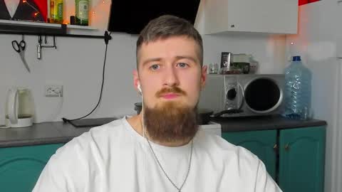 Zeus online show from February 2025 09:48:01 PM