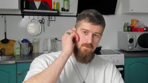 Zeus online show from March 2025 09:48:01 PM