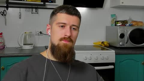 Zeus online show from October 2025 07:16:02 PM