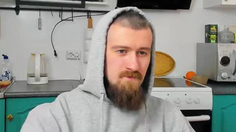 Snapshot of bearded_legend chatting on February 2026 08:20:01 AM Zeus online show from February 2026 08:20:01 AM