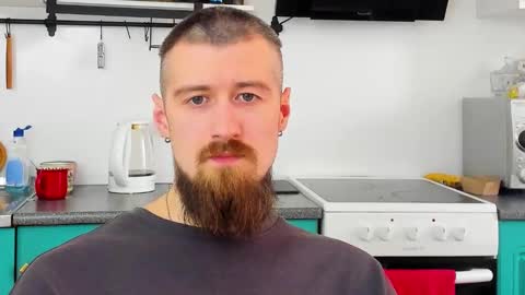 Snapshot of bearded_legend chatting on February 2026 09:19:02 AM Zeus online show from February 2026 09:19:02 AM