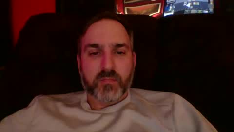 Snapshot of beardedambition chatting on April 2026 12:56:01 AM beardedambition online show from April 2026 12:56:01 AM