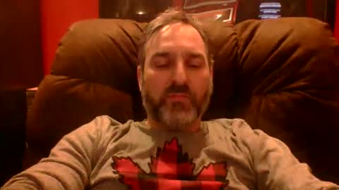 Snapshot of beardedambition chatting on May 2026 02:28:02 AM beardedambition online show from May 2026 02:28:02 AM