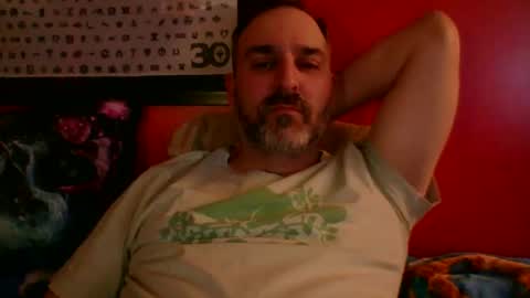 Snapshot of beardedambition chatting on May 2026 12:41:01 AM beardedambition online show from May 2026 12:41:01 AM