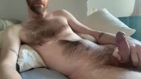 Snapshot of beardedchester chatting on March 2025 03:56:01 PM beardedchester online show from March 2025 03:56:01 PM