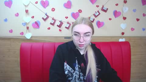 BeatriceFlyy online show from March 2025 06:13:02 AM