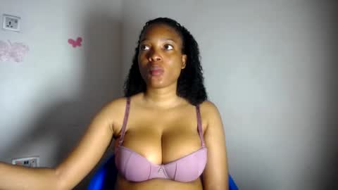 Snapshot of beautiful_moanna chatting on June 2026 07:33:01 PM moanna online show from June 2026 07:33:01 PM