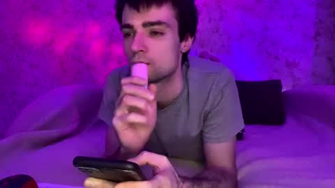 Nik online show from February 2025 03:13:01 AM