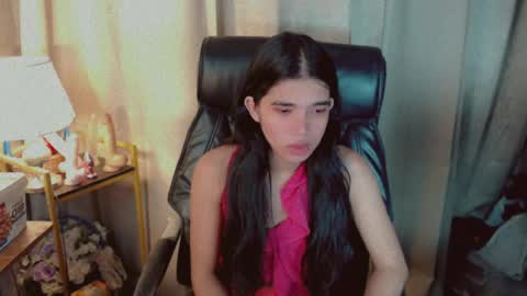 Snapshot of beautifultrixie chatting on July 2026 07:07:02 PM TRIXIE online show from July 2026 07:07:02 PM