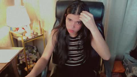 Snapshot of beautifultrixie chatting on July 2026 07:53:01 PM TRIXIE online show from July 2026 07:53:01 PM
