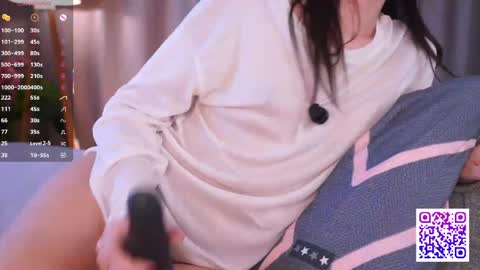 Polly  online show from April 2026 01:41:01 PM