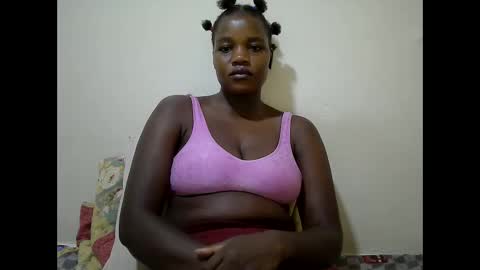 Snapshot of beauty_nina1 chatting on November 2025 10:25:01 PM beauty_nina1 online show from November 2025 10:25:01 PM