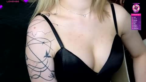 beauty Sasha online show from April 2026 01:37:02 PM