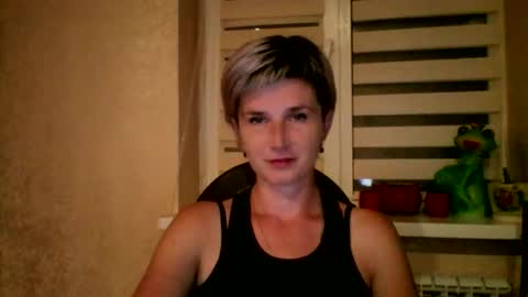 Snapshot of beautyksenia chatting on September 2025 06:30:01 PM BeautyKsenia online show from September 2025 06:30:01 PM