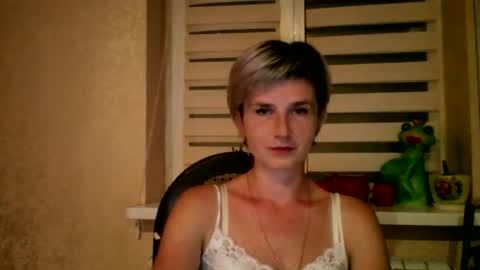 Snapshot of beautyksenia chatting on September 2025 06:19:01 PM BeautyKsenia online show from September 2025 06:19:01 PM