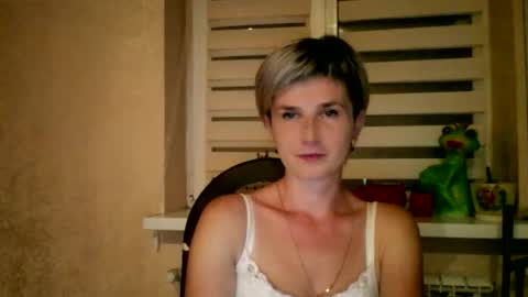 Snapshot of beautyksenia chatting on September 2025 06:20:01 PM BeautyKsenia online show from September 2025 06:20:01 PM