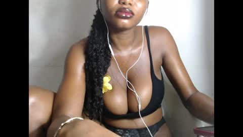 Snapshot of beautyslut1 chatting on May 2026 07:59:02 PM beautyslut1 online show from May 2026 07:59:02 PM