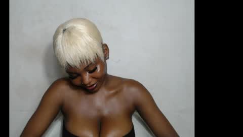 Snapshot of beautyslut1 chatting on June 2026 08:21:01 PM beautyslut1 online show from June 2026 08:21:01 PM