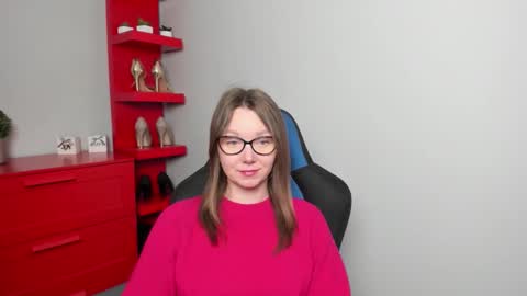 Zoe online show from October 2025 05:41:01 AM