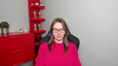 Zoe online show from October 2025 06:37:02 AM