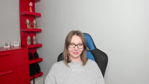 Zoe online show from June 2026 06:00:02 AM