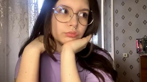 Snapshot of bebravee chatting on May 2026 07:35:02 AM Melissa online show from May 2026 07:35:02 AM