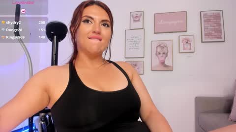 Snapshot of becca_diamond chatting on December 2024 09:46:01 AM Rebecca online show from December 2024 09:46:01 AM