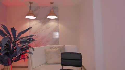 Am Becca online show from November 2025 06:30:01 PM