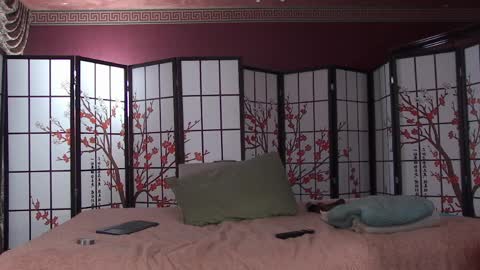 Snapshot of beccadelux chatting on April 2026 10:18:01 PM BeccaDelux online show from April 2026 10:18:01 PM